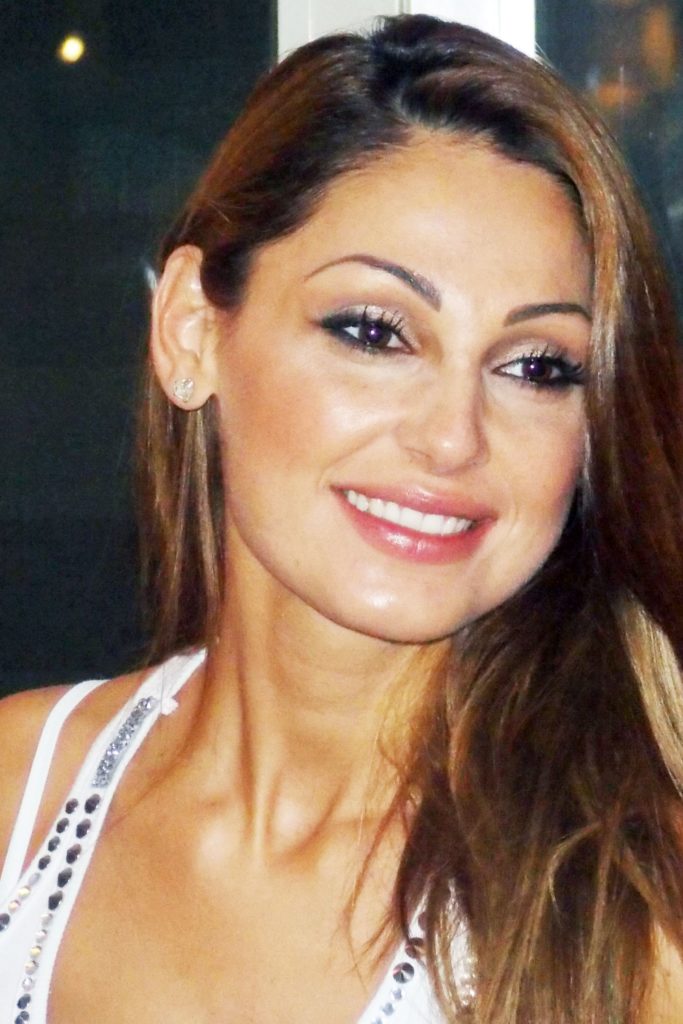 anna tatangelo fisico look foto