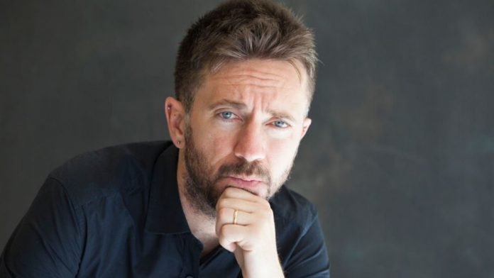 andrea-scanzi-età-altezza-peso-moglie-compagna-vita-privata andrea scanzi età altezza peso ex moglie compagna vita privata