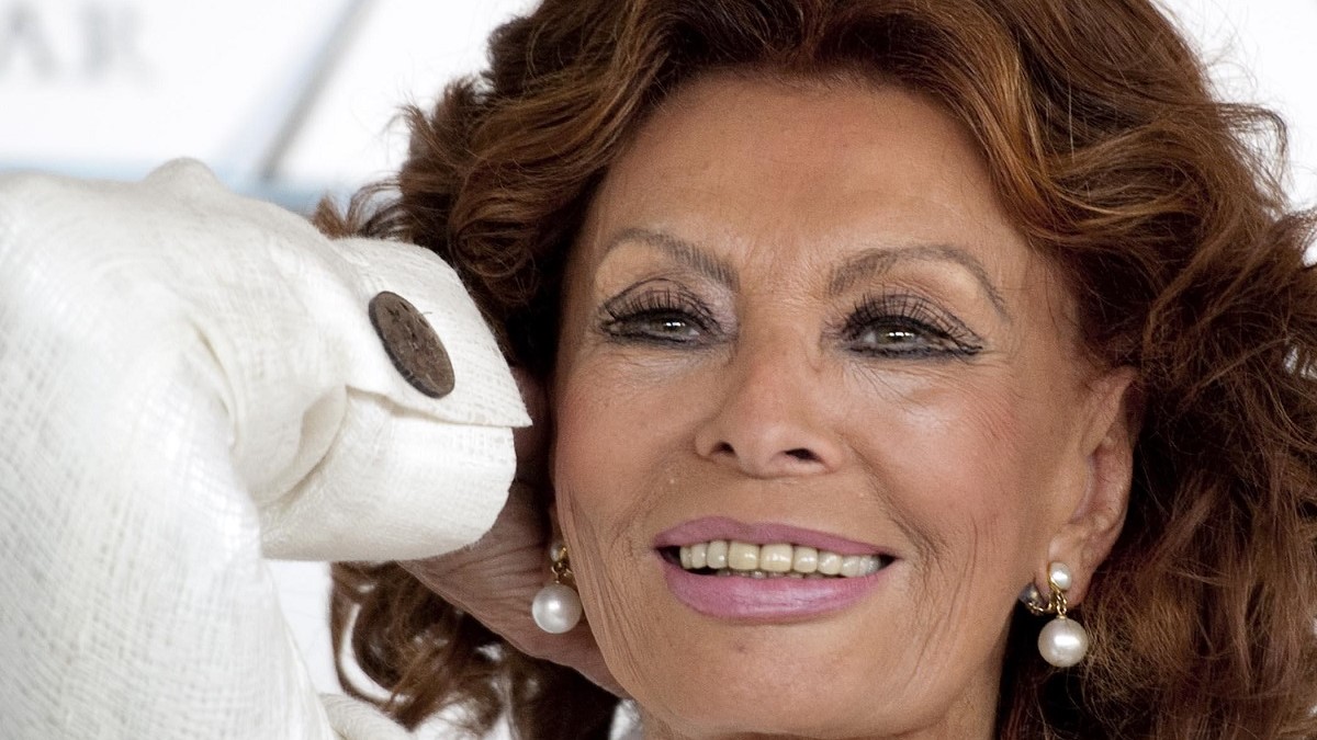 Sophia Loren, ecco chi sono i suoi due figli (e le sue nuore straniere)