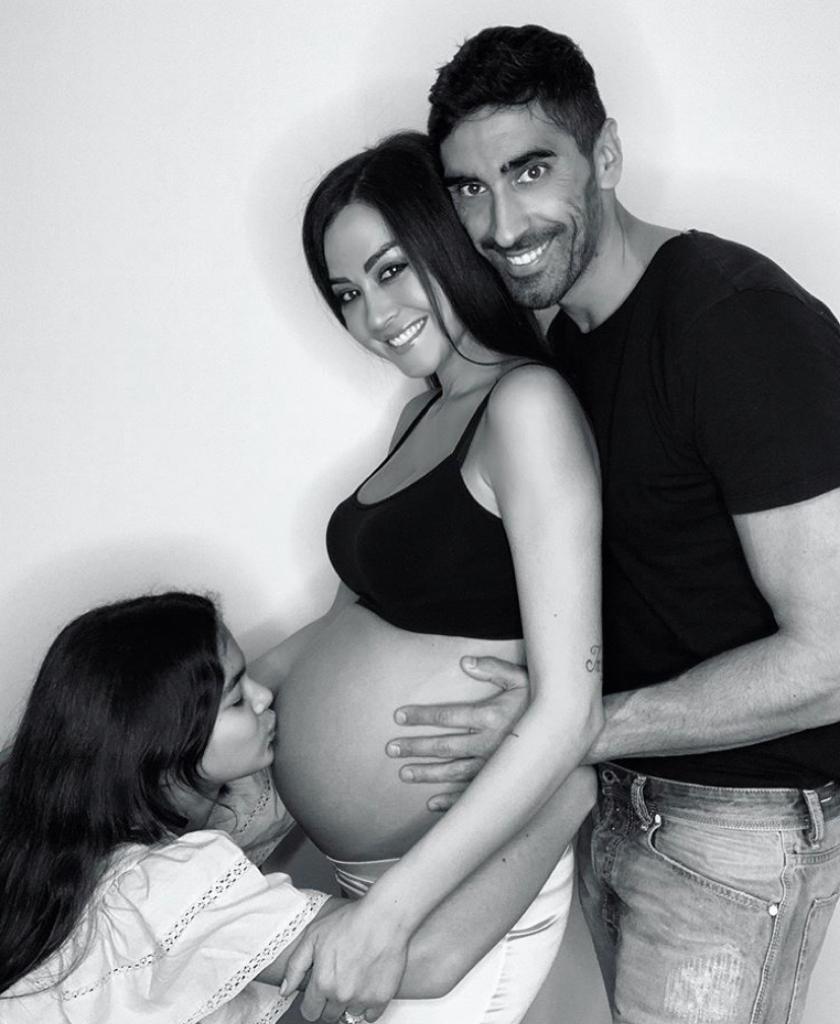 foto giorgia palmas incinta gravidanza pancione