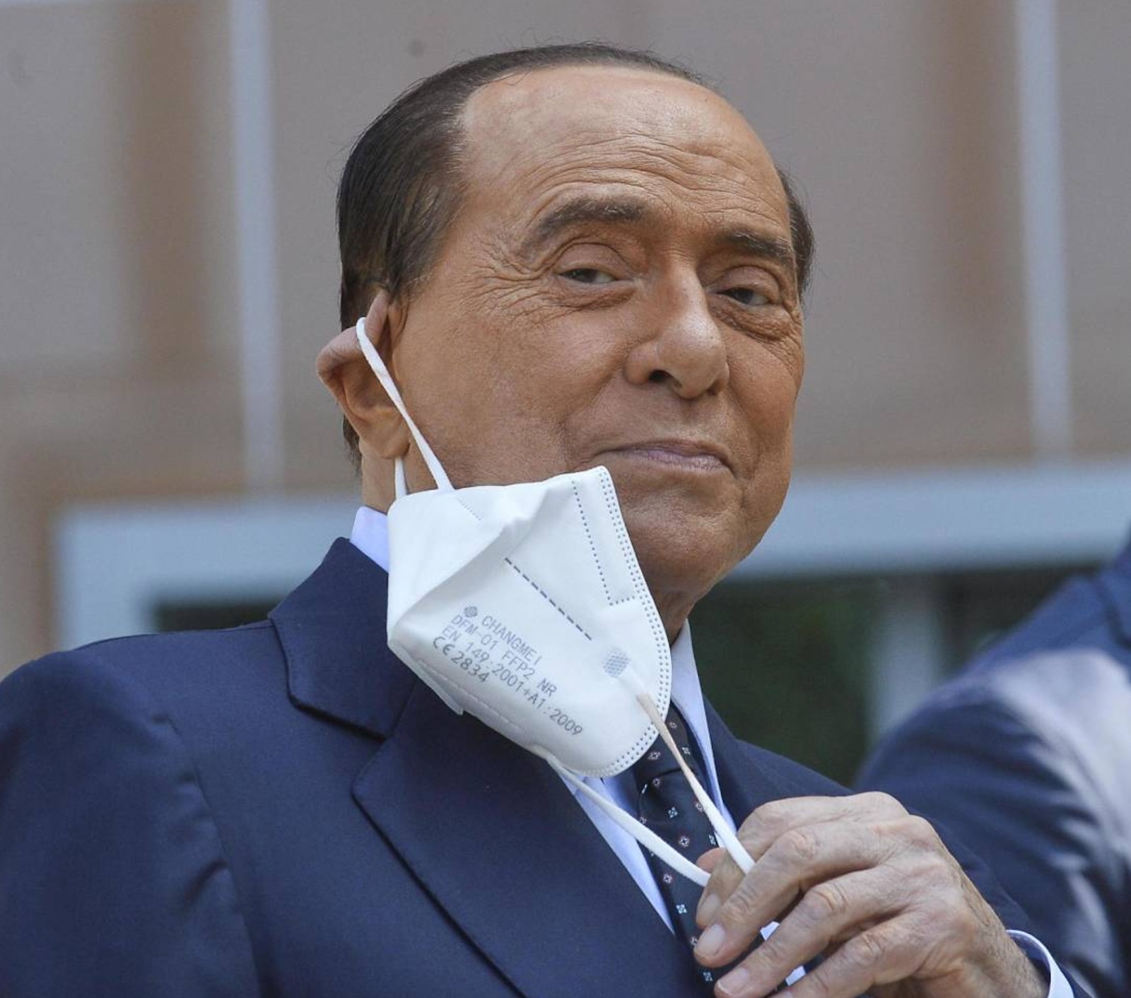 silvio berlusconi condizioni salute peggiorate covid udienza processo