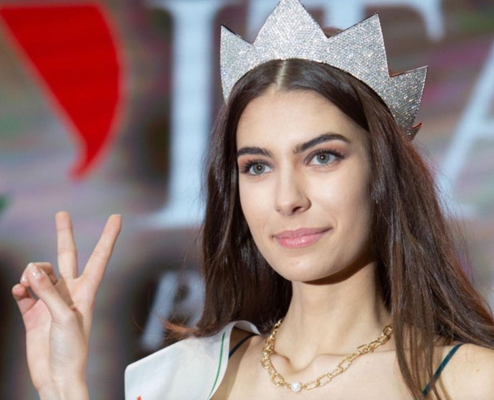 miss italia 2020 martina sambucini eta altezza peso fidanzato