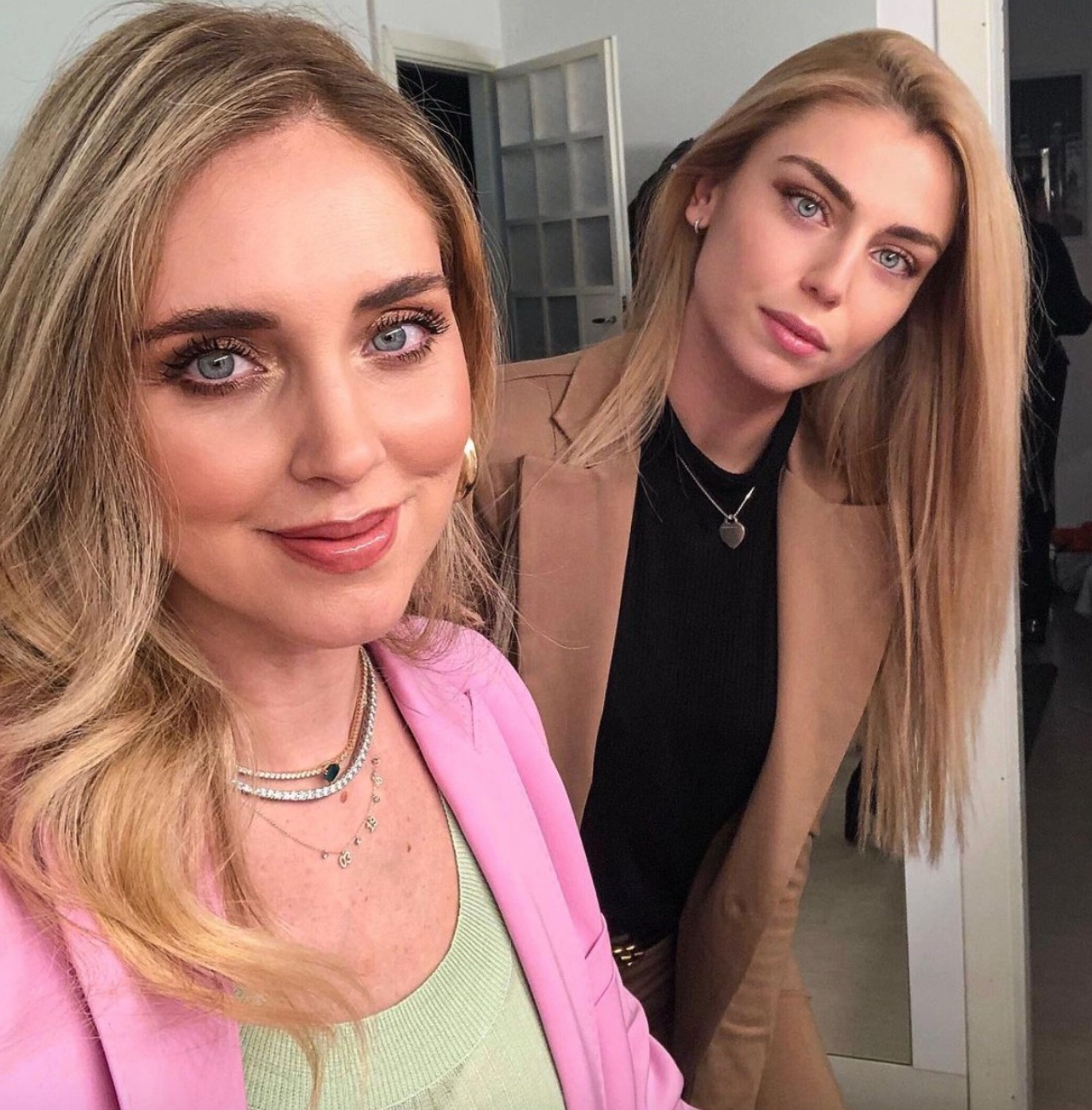 chiara ferragni sosia chi è lucrezia mangilli