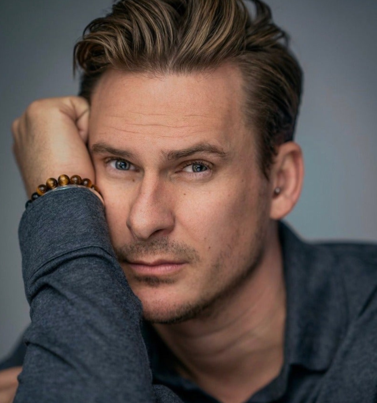 lee ryan cantante blue coming out