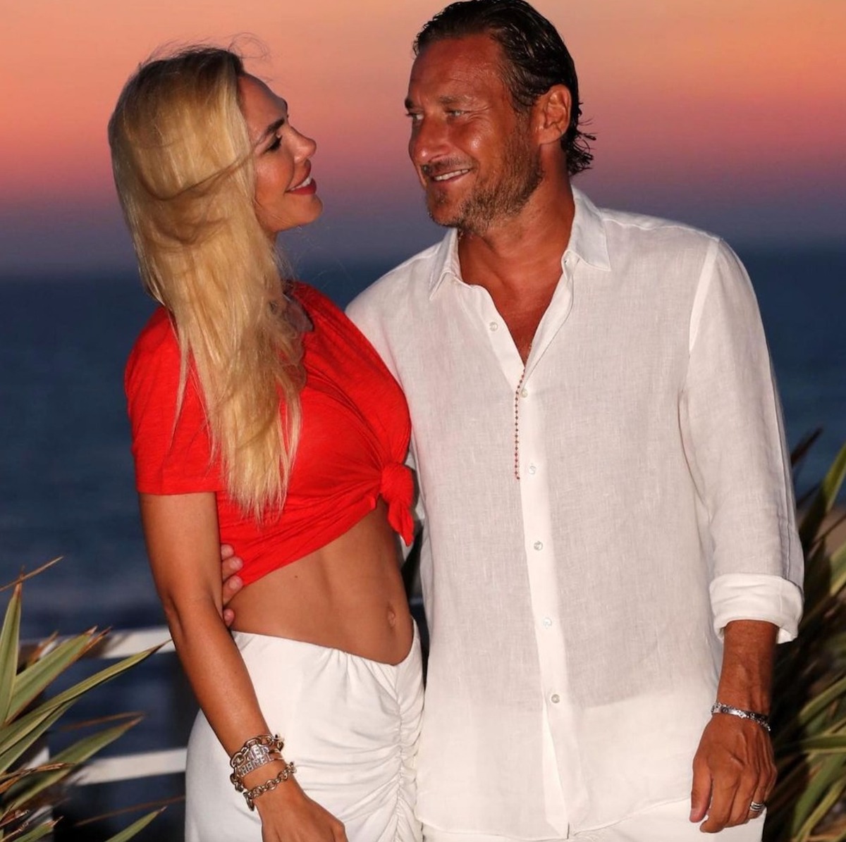 ilary blasi francesco totti voci crisi news