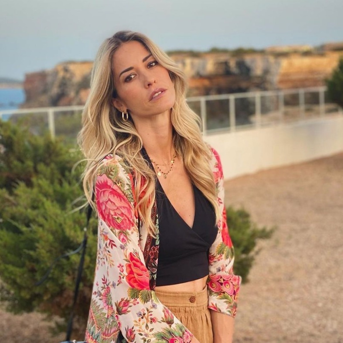 elena santarelli denuncia offese figlio cancro