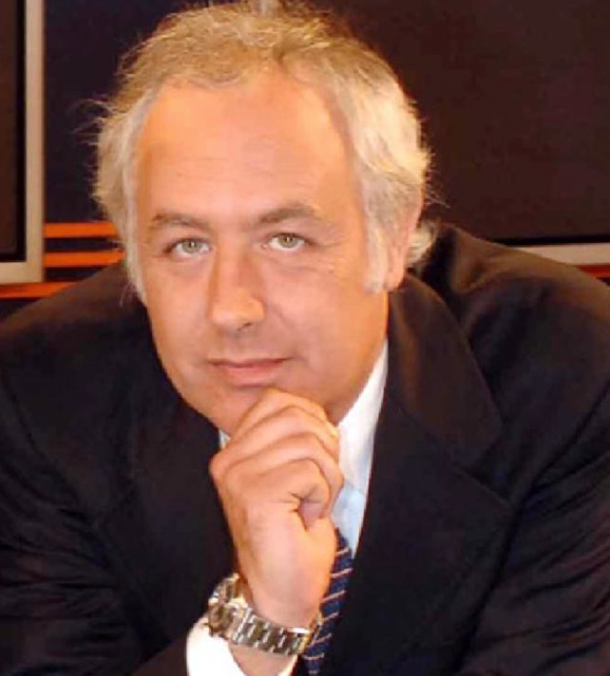 lutto tg 5 canale 5 morto giornalista gianluigi gualtieri