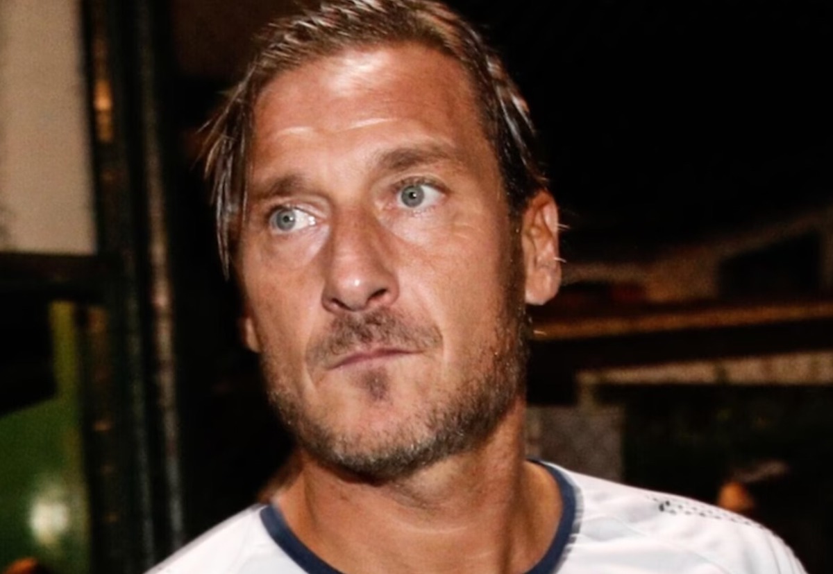 ilary blasi investigatore francesco totti noemi