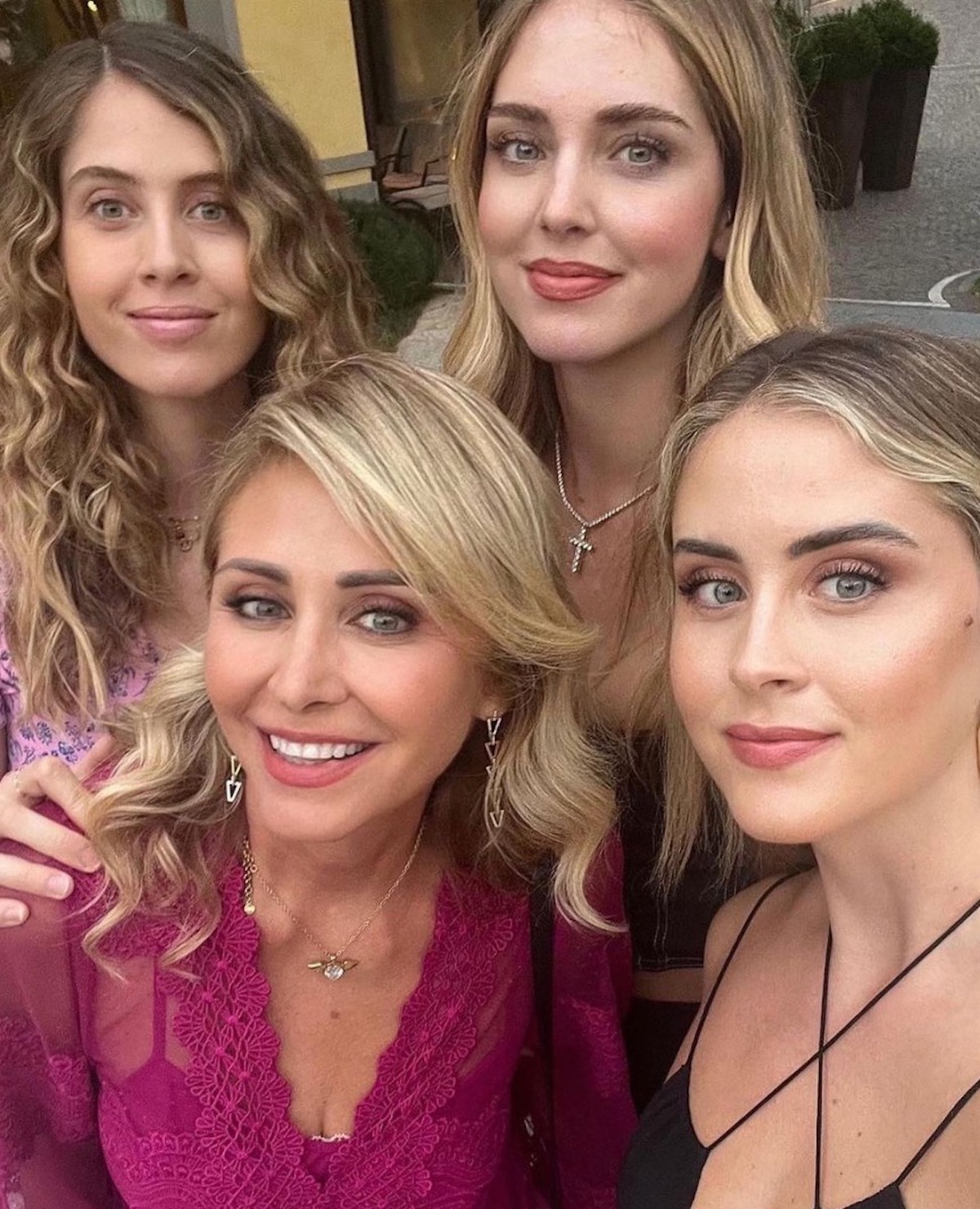 marina di guardo mamma ferragni bikini