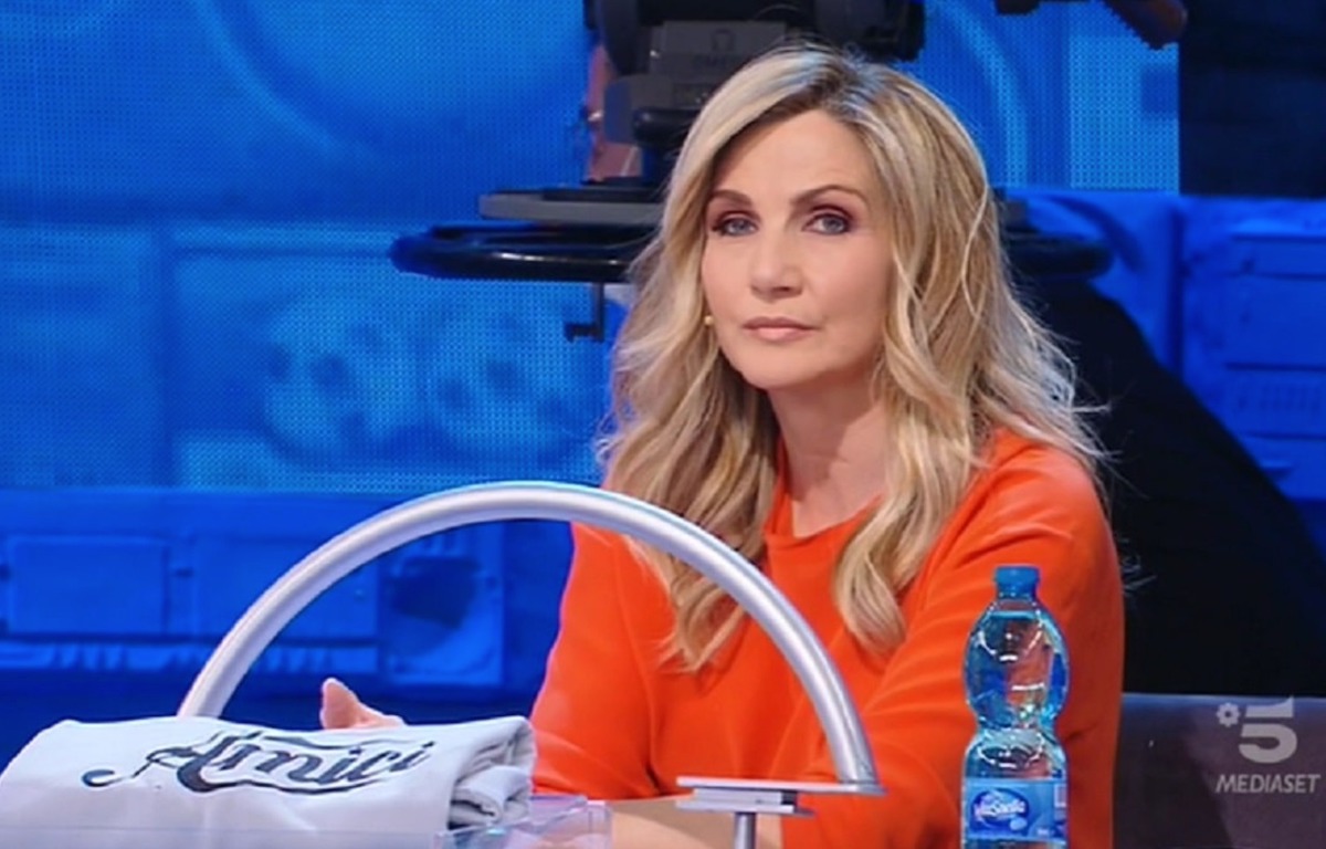 lorella cuccarini via amici rai