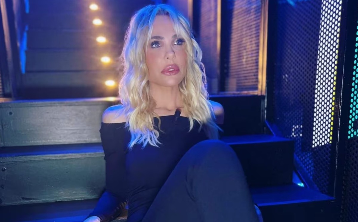 ilary blasi isola dei famosi 2023 pier silvio