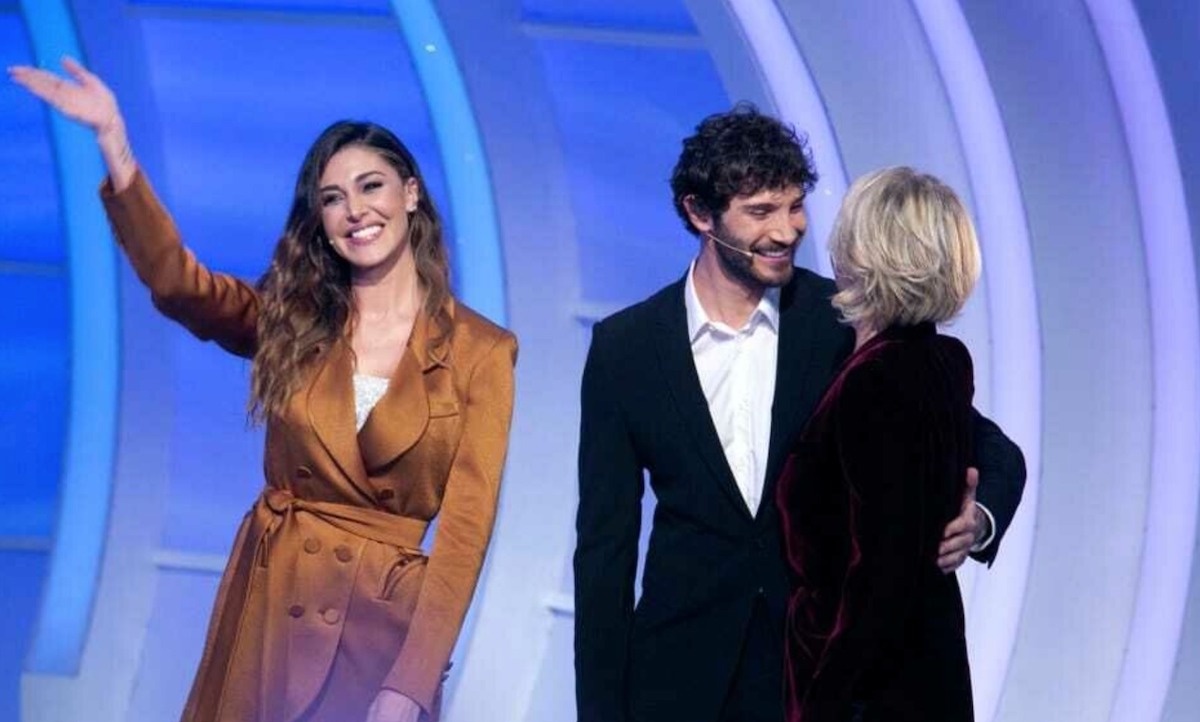 maria de filippi stefano de martino belen rodriguez