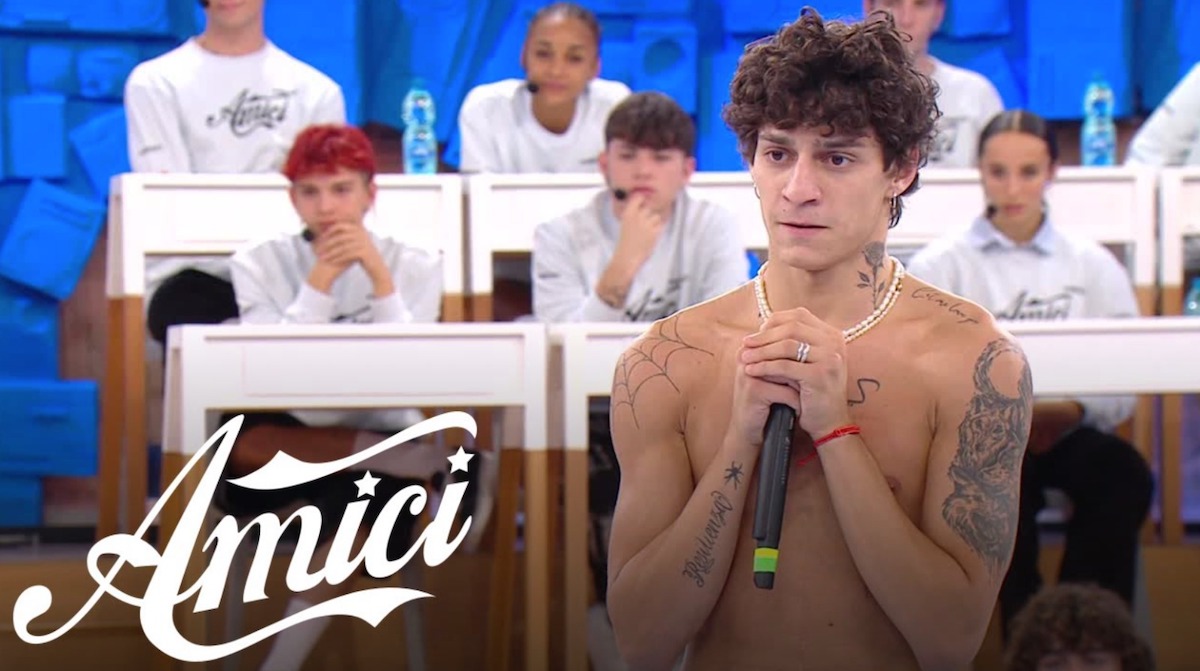 amici 23 se ne è andato piangendo