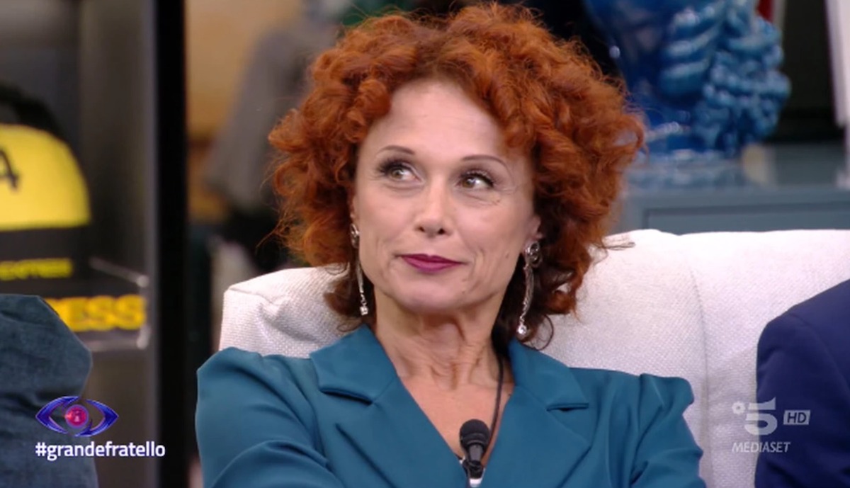 grande fratello comunicazione beatrice luzzi